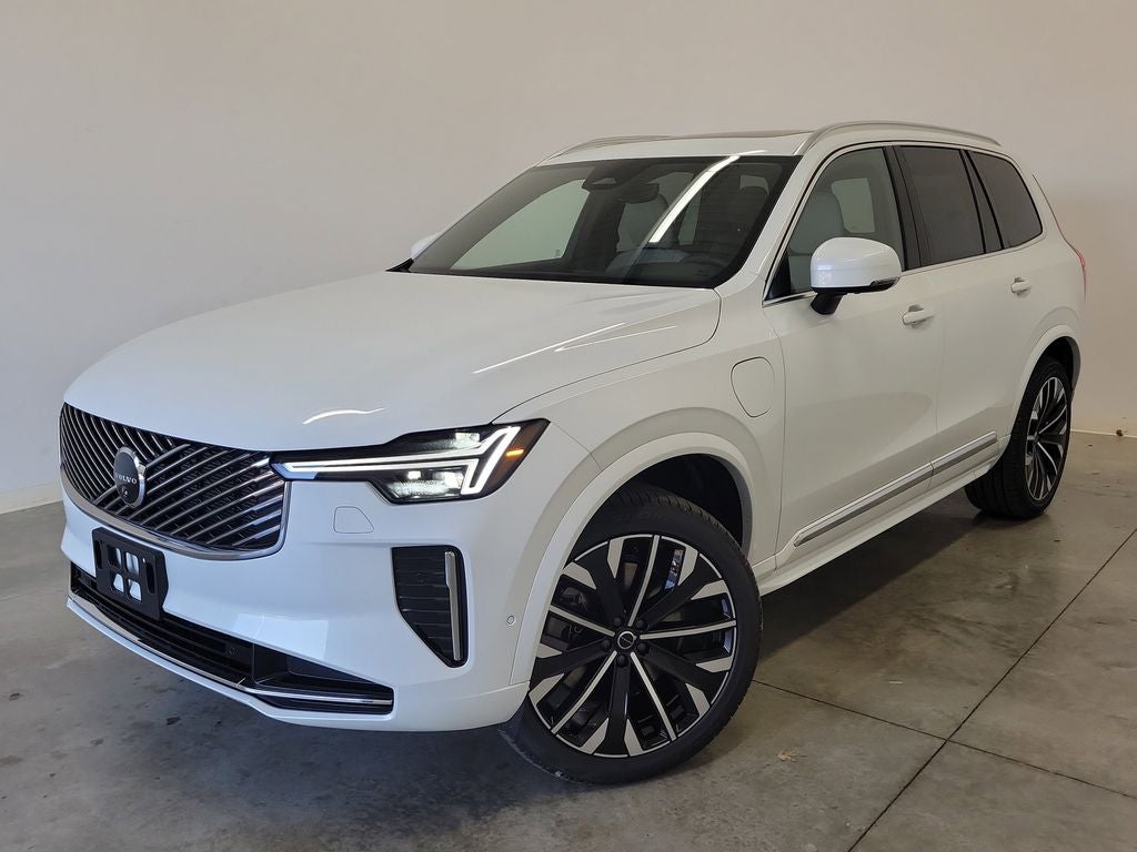 2026 Volvo XC90 Plug-In Hybrid T8 Plus 7 Passenger