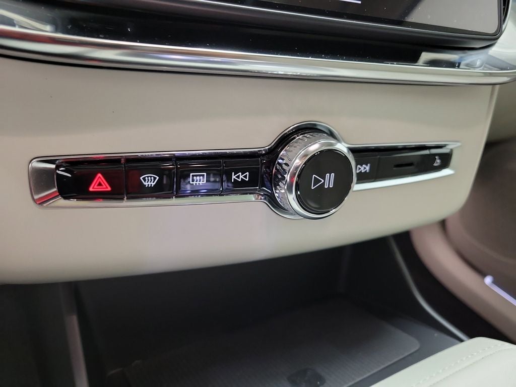 2026 Volvo XC90 Plug-In Hybrid T8 Ultra 7 Passenger