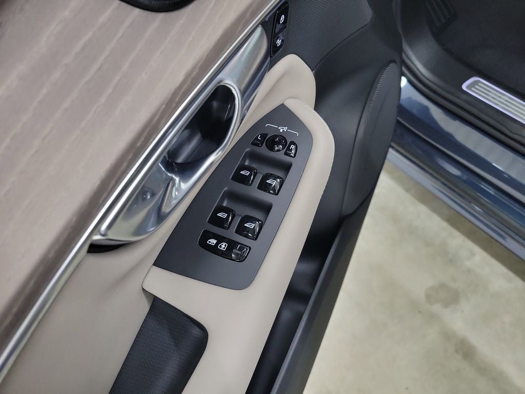 2026 Volvo XC90 Plug-In Hybrid T8 Ultra 7 Passenger