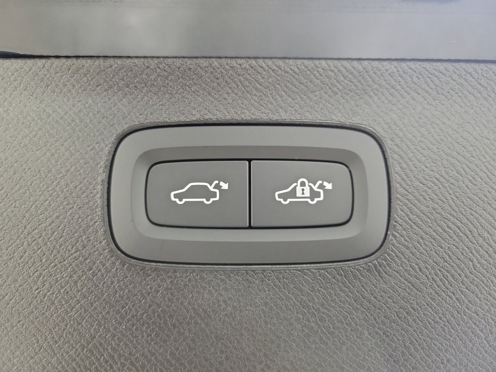 2026 Volvo XC90 Plug-In Hybrid T8 Ultra 7 Passenger