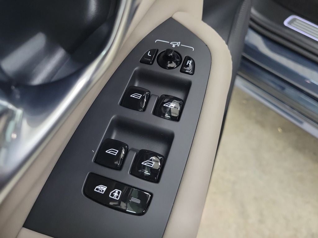 2026 Volvo XC90 Plug-In Hybrid T8 Ultra 7 Passenger