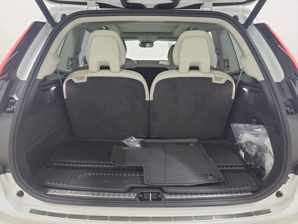 2026 Volvo XC90 Plug-In Hybrid T8 Ultra 7 Passenger