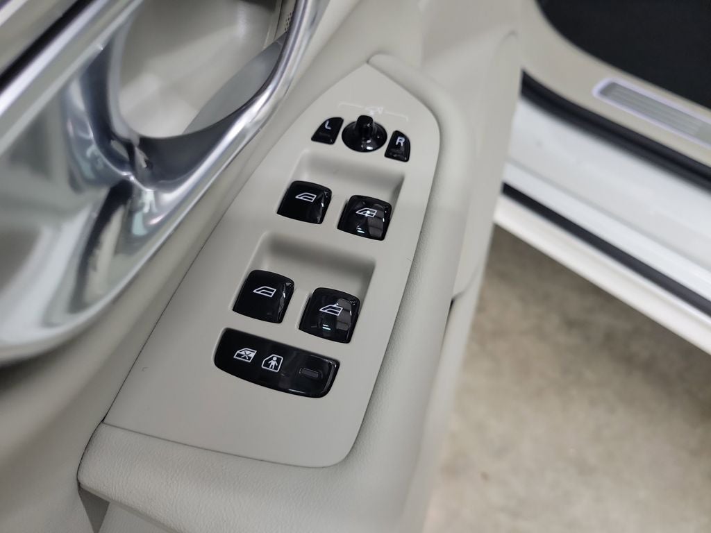 2026 Volvo XC90 Plug-In Hybrid T8 Ultra 7 Passenger