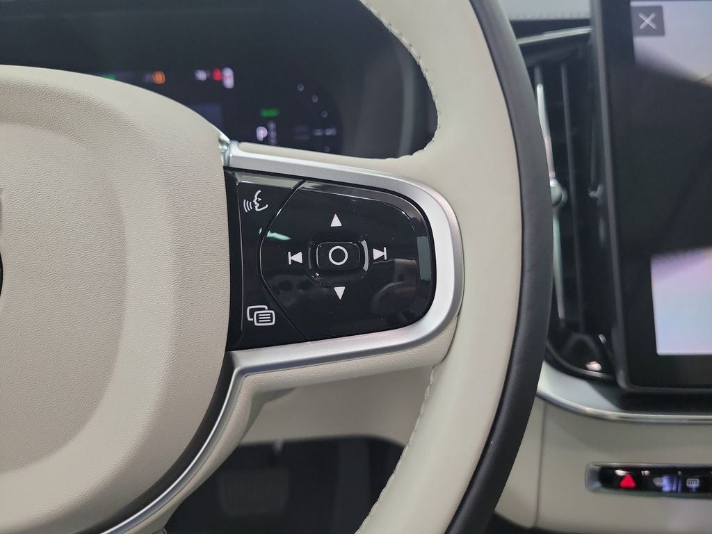 2026 Volvo XC90 Plug-In Hybrid T8 Ultra 7 Passenger