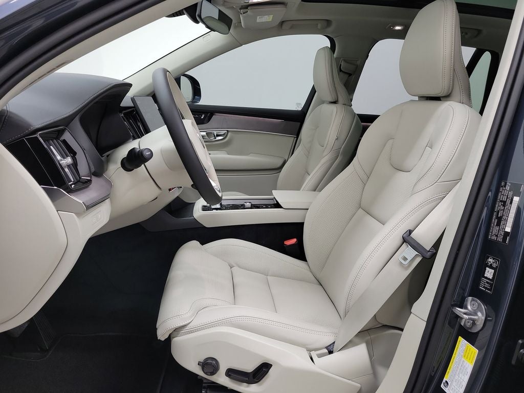 2026 Volvo XC90 Plug-In Hybrid T8 Ultra 7 Passenger