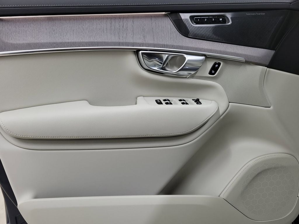 2026 Volvo XC90 Plug-In Hybrid T8 Ultra 7 Passenger