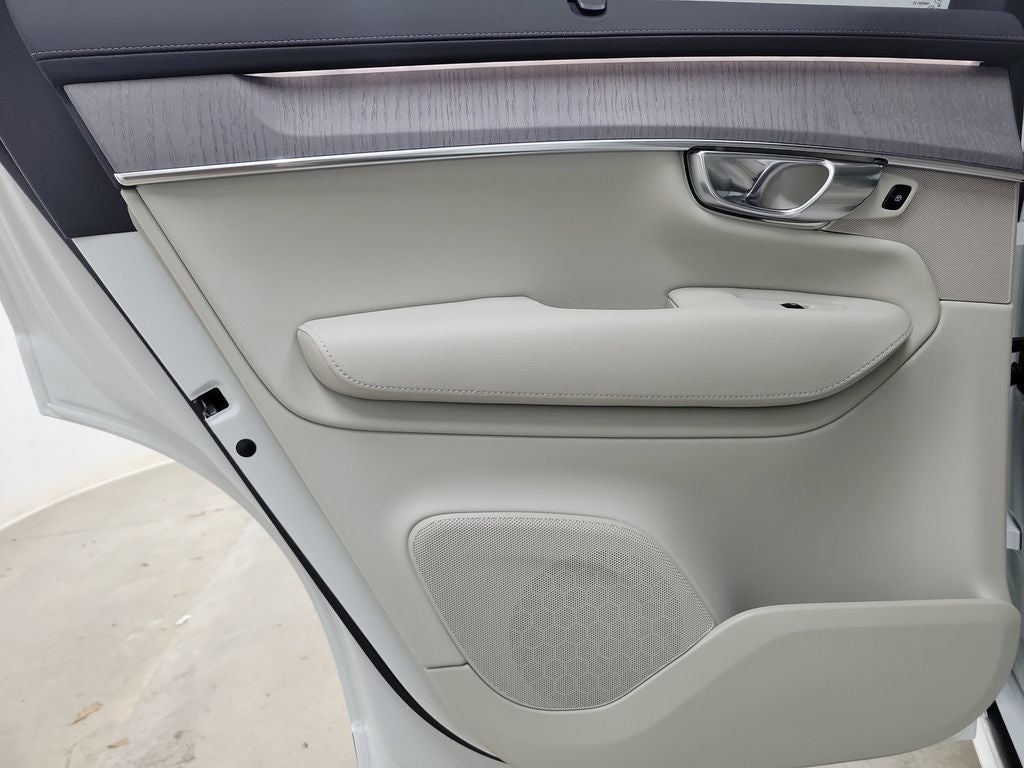 2026 Volvo XC90 Plug-In Hybrid T8 Ultra 7 Passenger