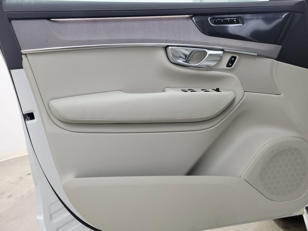 2026 Volvo XC90 Plug-In Hybrid T8 Ultra 7 Passenger