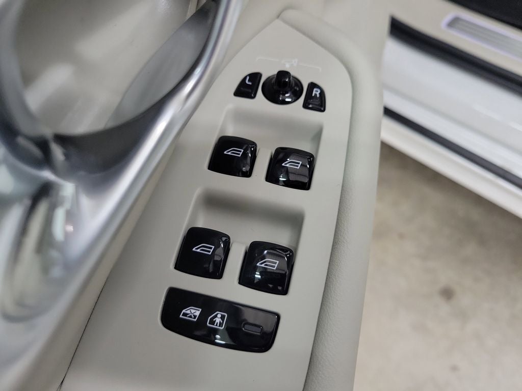 2026 Volvo XC90 Plug-In Hybrid T8 Ultra 7 Passenger