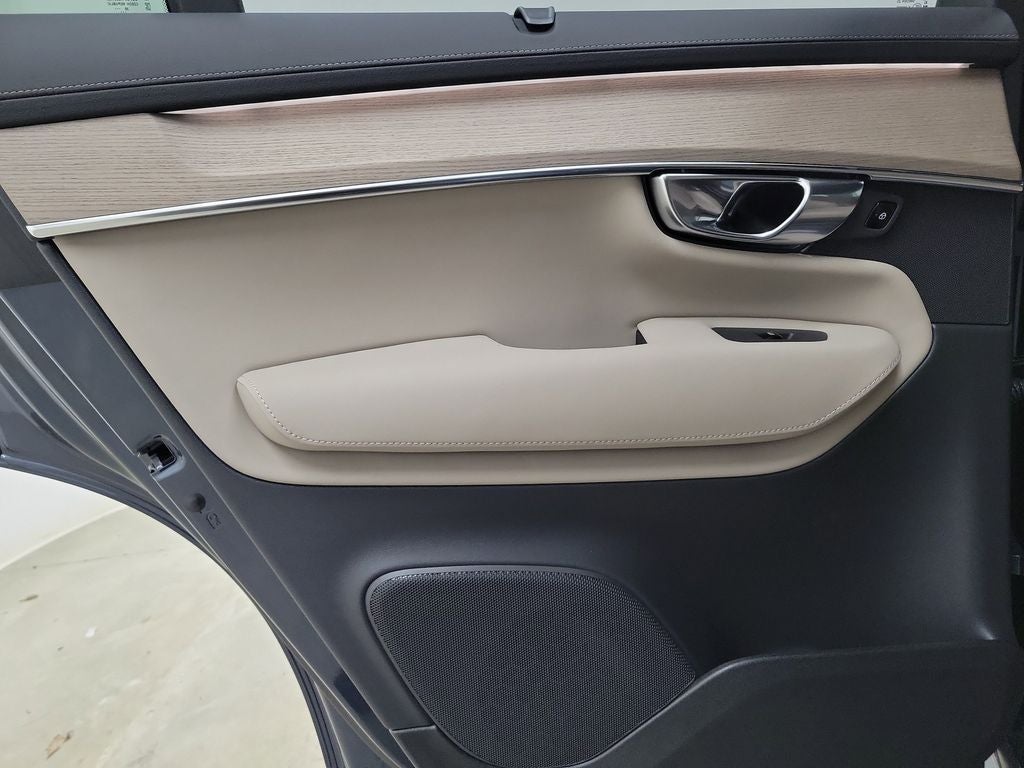 2026 Volvo XC90 Plug-In Hybrid T8 Ultra 7 Passenger