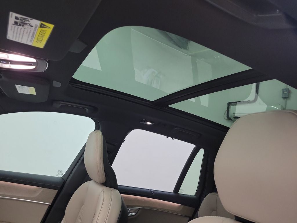 2026 Volvo XC90 Plug-In Hybrid T8 Ultra 7 Passenger