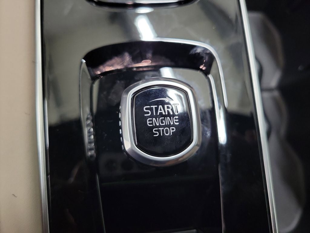 2026 Volvo XC90 Plug-In Hybrid T8 Ultra 7 Passenger