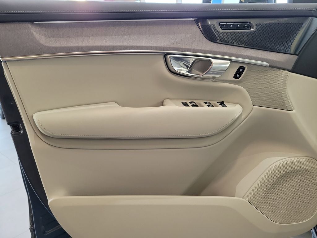 2026 Volvo XC90 Plug-In Hybrid T8 Ultra 7 Passenger