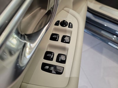 2026 Volvo XC90 Plug-In Hybrid T8 Ultra 7 Passenger