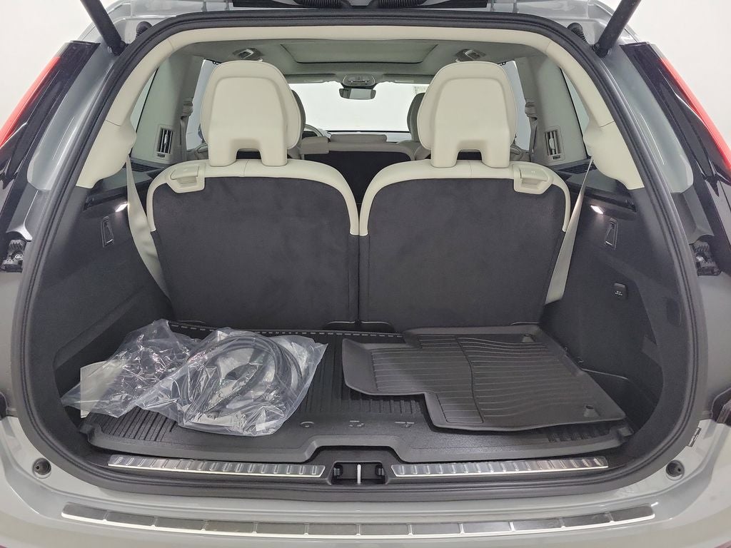 2026 Volvo XC90 Plug-In Hybrid T8 Ultra 7 Passenger