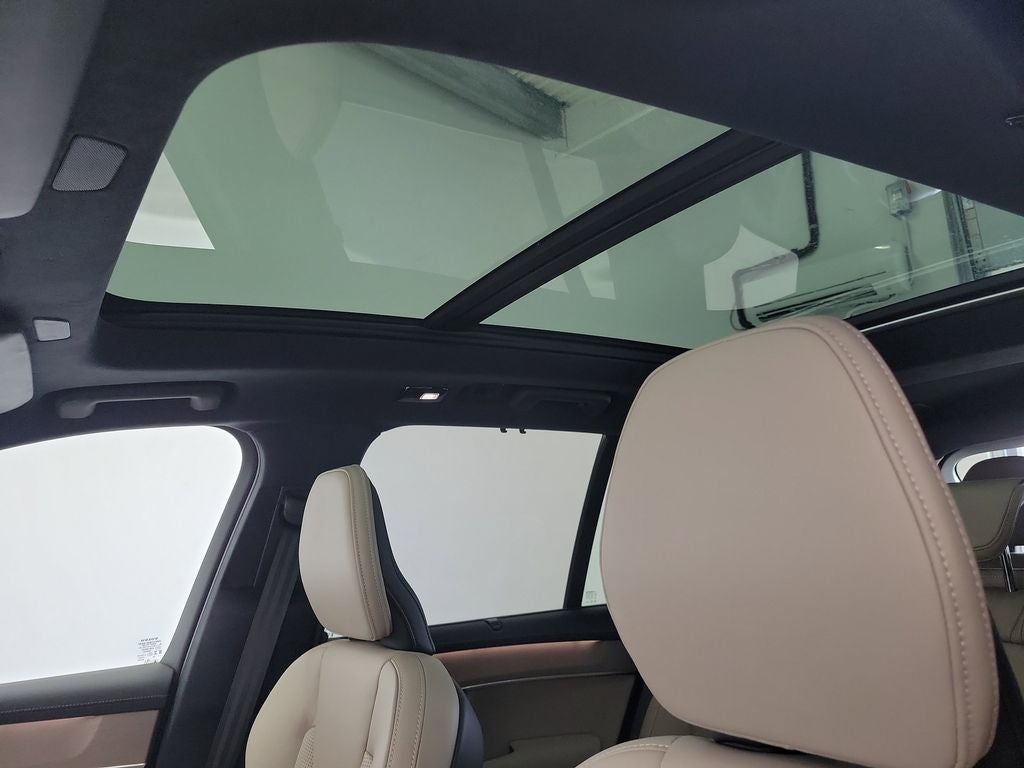 2026 Volvo XC90 Plug-In Hybrid T8 Ultra 7 Passenger