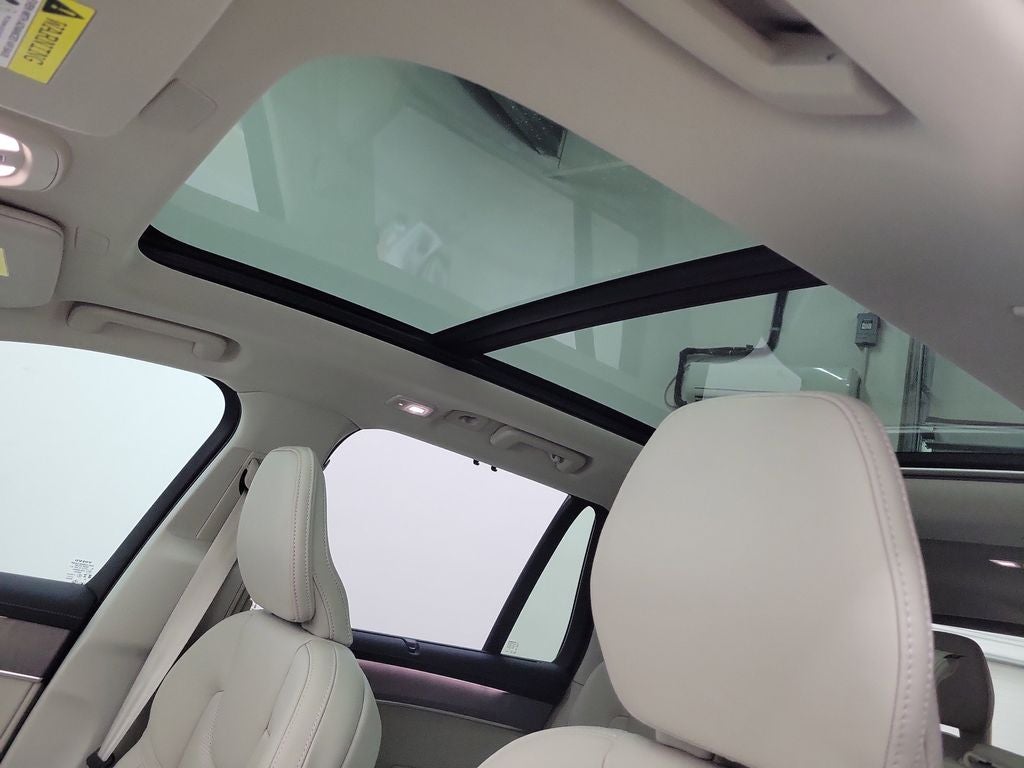 2026 Volvo XC90 Plug-In Hybrid T8 Ultra