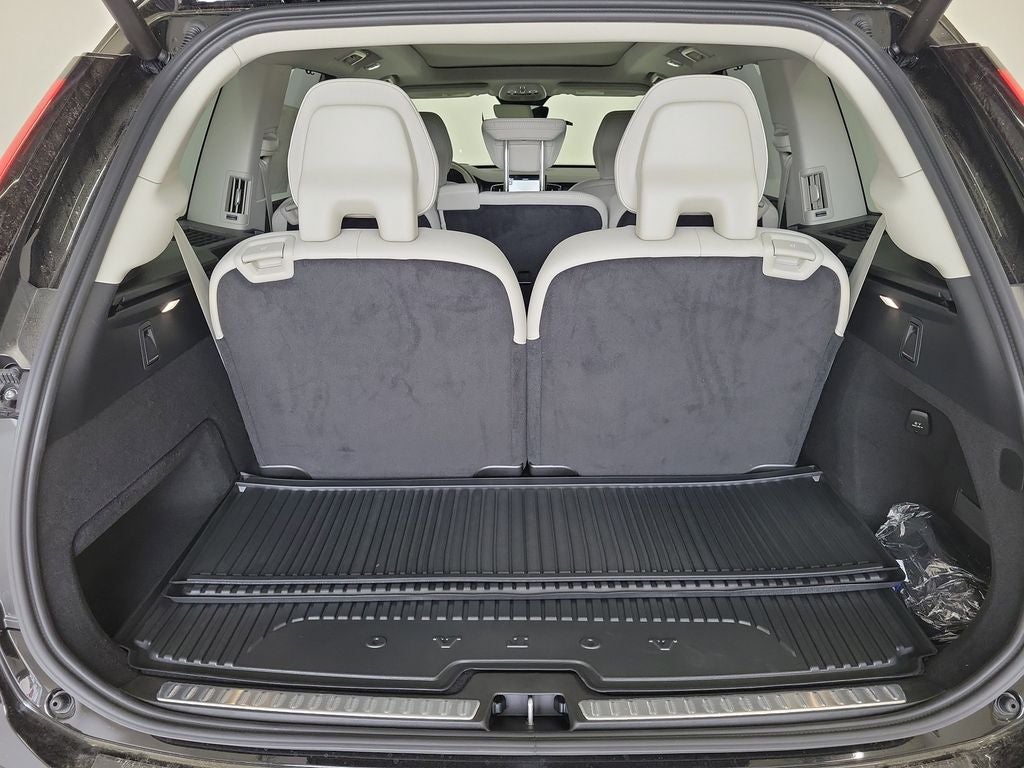 2026 Volvo XC90 Plug-In Hybrid T8 Ultra