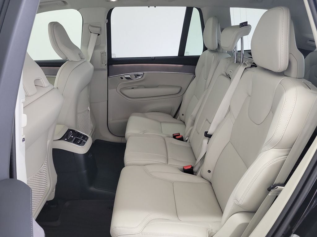 2026 Volvo XC90 Plug-In Hybrid T8 Ultra