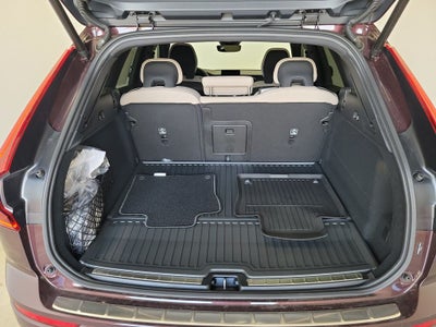 2026 Volvo XC60 Plug-In Hybrid T8 Plus