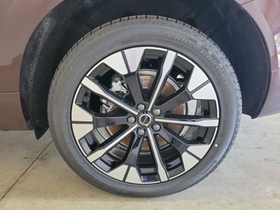 2026 Volvo XC60 Plug-In Hybrid T8 Plus