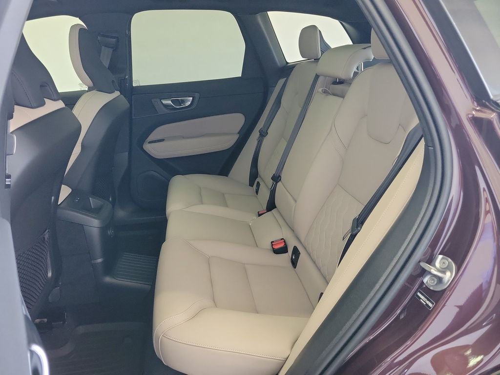 2026 Volvo XC60 Plug-In Hybrid T8 Plus
