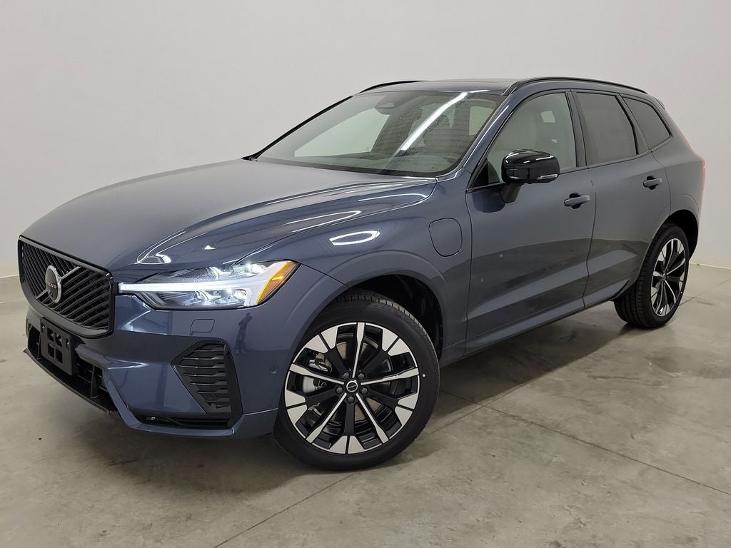 2026 Volvo XC60 Plug-In Hybrid T8 Plus