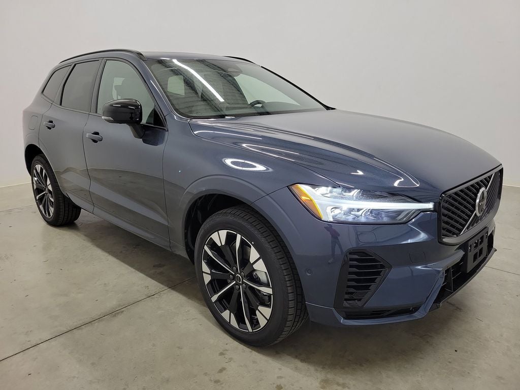 2026 Volvo XC60 Plug-In Hybrid T8 Plus