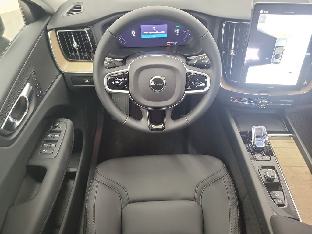 2026 Volvo XC60 Plug-In Hybrid T8 Plus