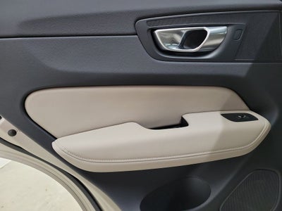 2026 Volvo XC60 Plug-In Hybrid T8 Plus