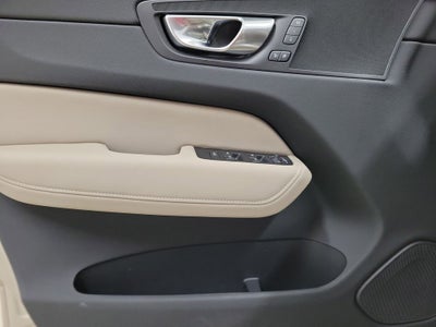 2026 Volvo XC60 Plug-In Hybrid T8 Plus