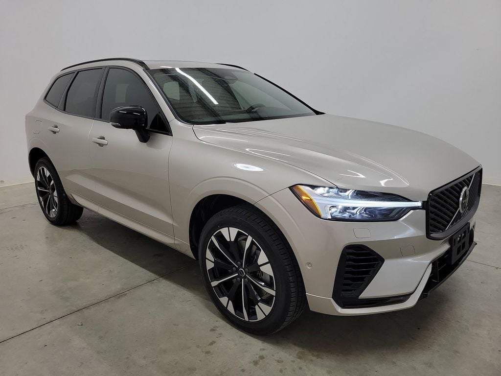 2026 Volvo XC60 Plug-In Hybrid T8 Plus
