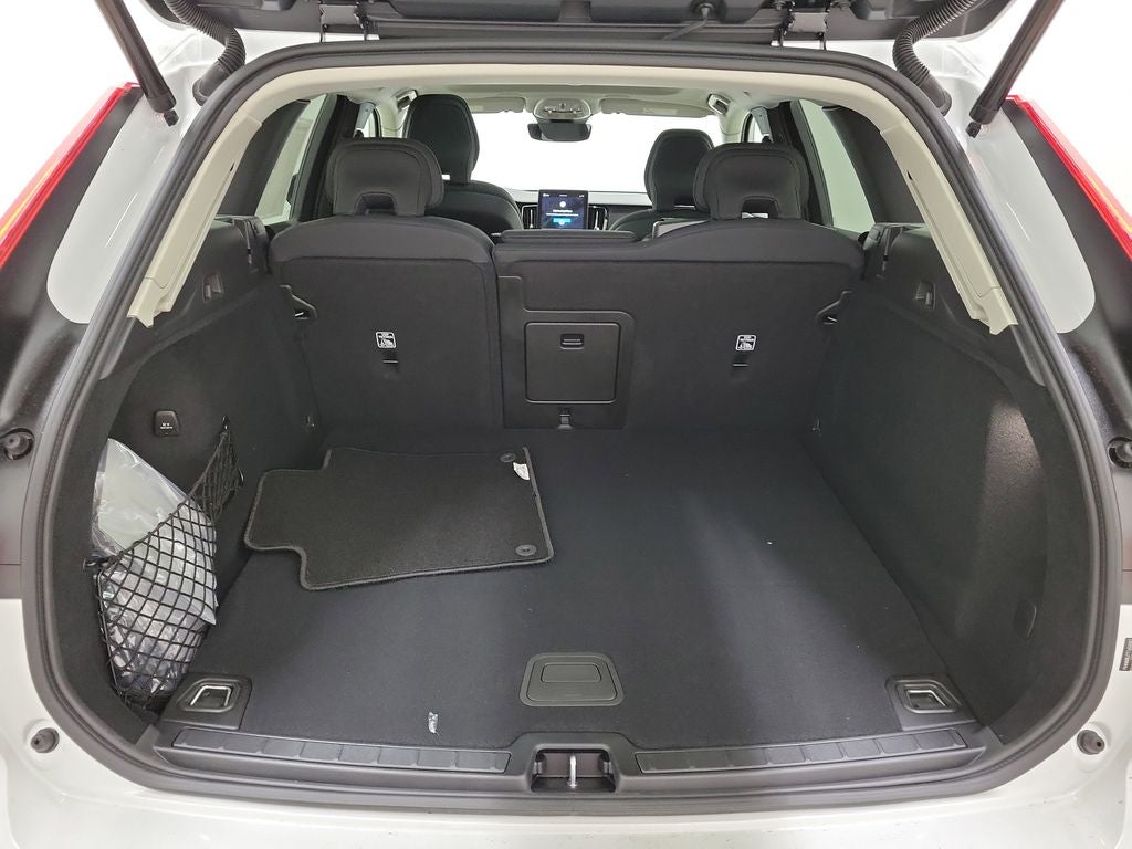 2026 Volvo XC60 Plug-In Hybrid T8 Core