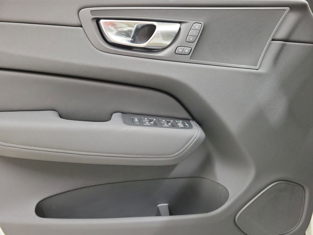 2026 Volvo XC60 Plug-In Hybrid T8 Core