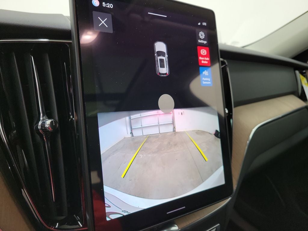 2026 Volvo XC60 Plug-In Hybrid T8 Core