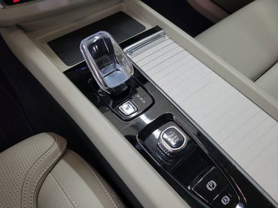 2026 Volvo XC60 Plug-In Hybrid T8 Ultra