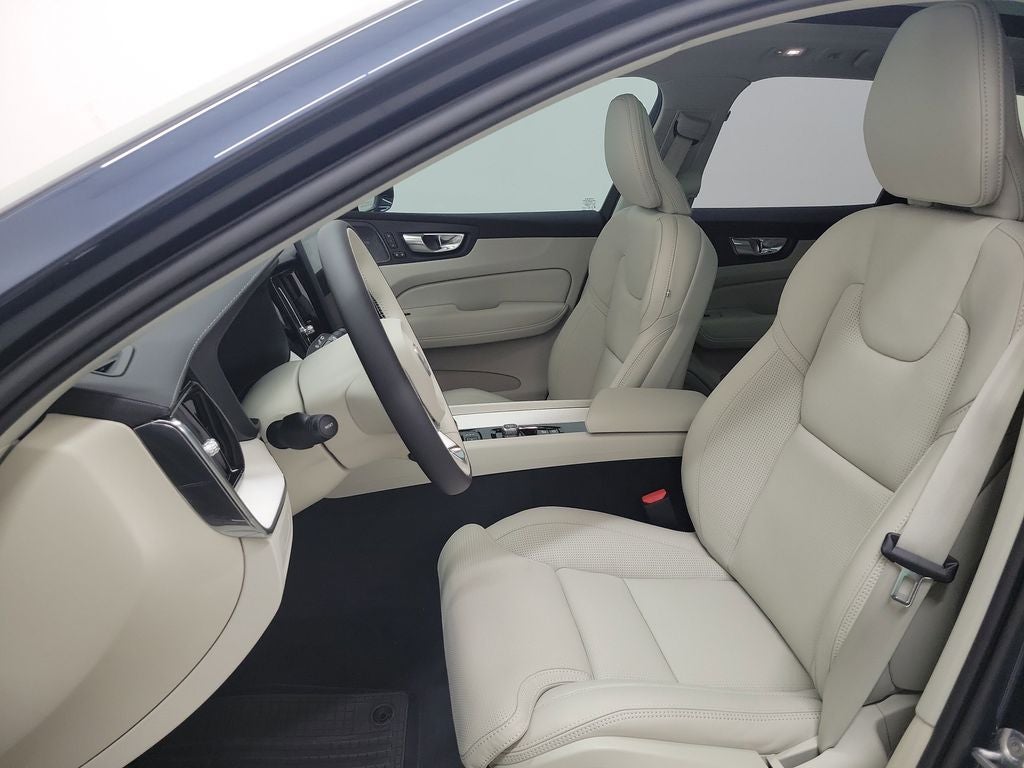 2026 Volvo XC60 Plug-In Hybrid T8 Ultra