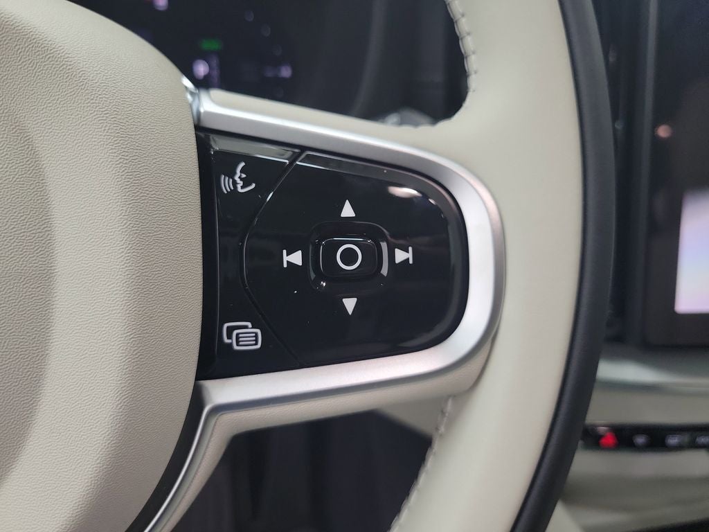 2026 Volvo XC60 Plug-In Hybrid T8 Ultra