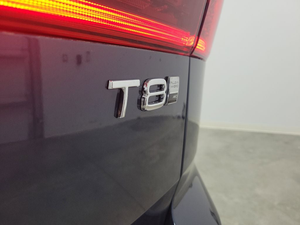 2026 Volvo XC60 Plug-In Hybrid T8 Ultra
