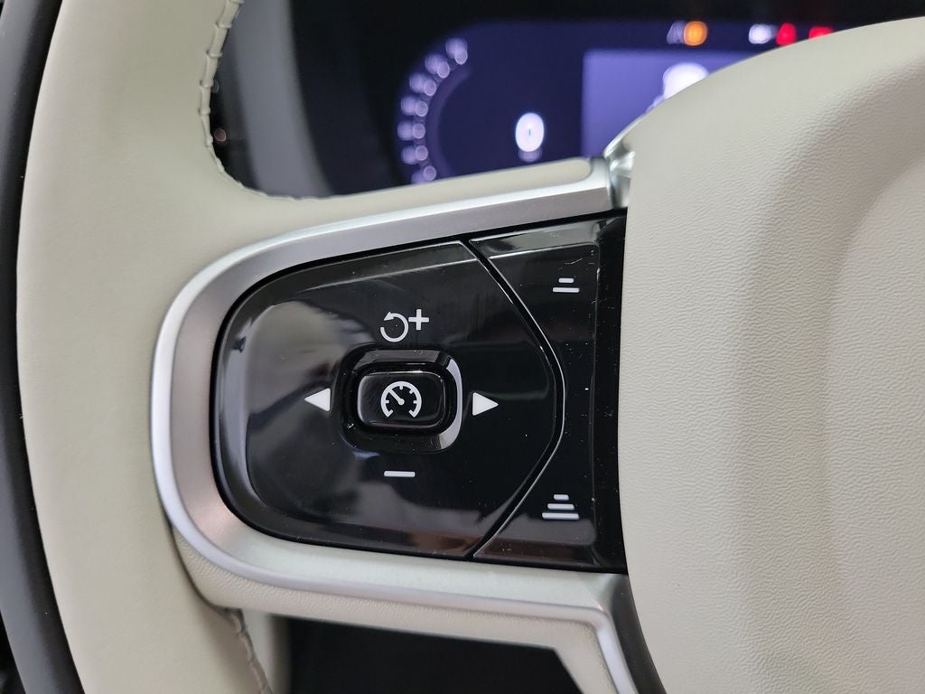 2026 Volvo XC60 Plug-In Hybrid T8 Ultra