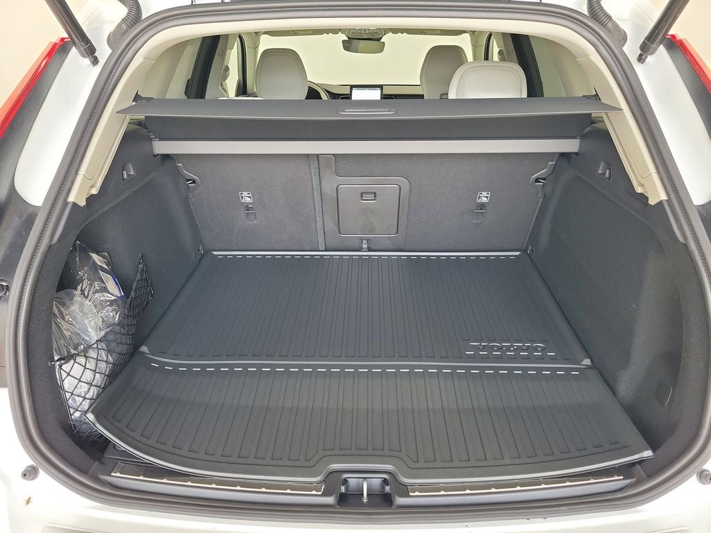 2026 Volvo XC60 Plug-In Hybrid T8 Ultra