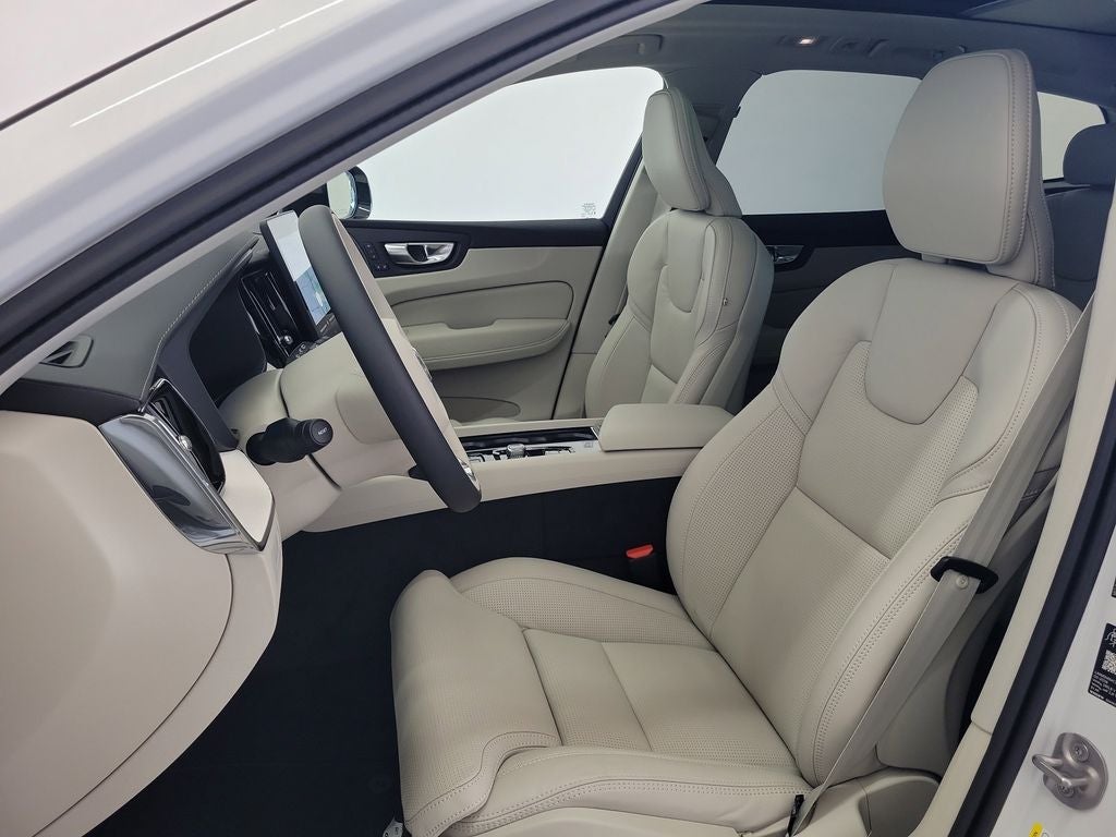 2026 Volvo XC60 Plug-In Hybrid T8 Ultra