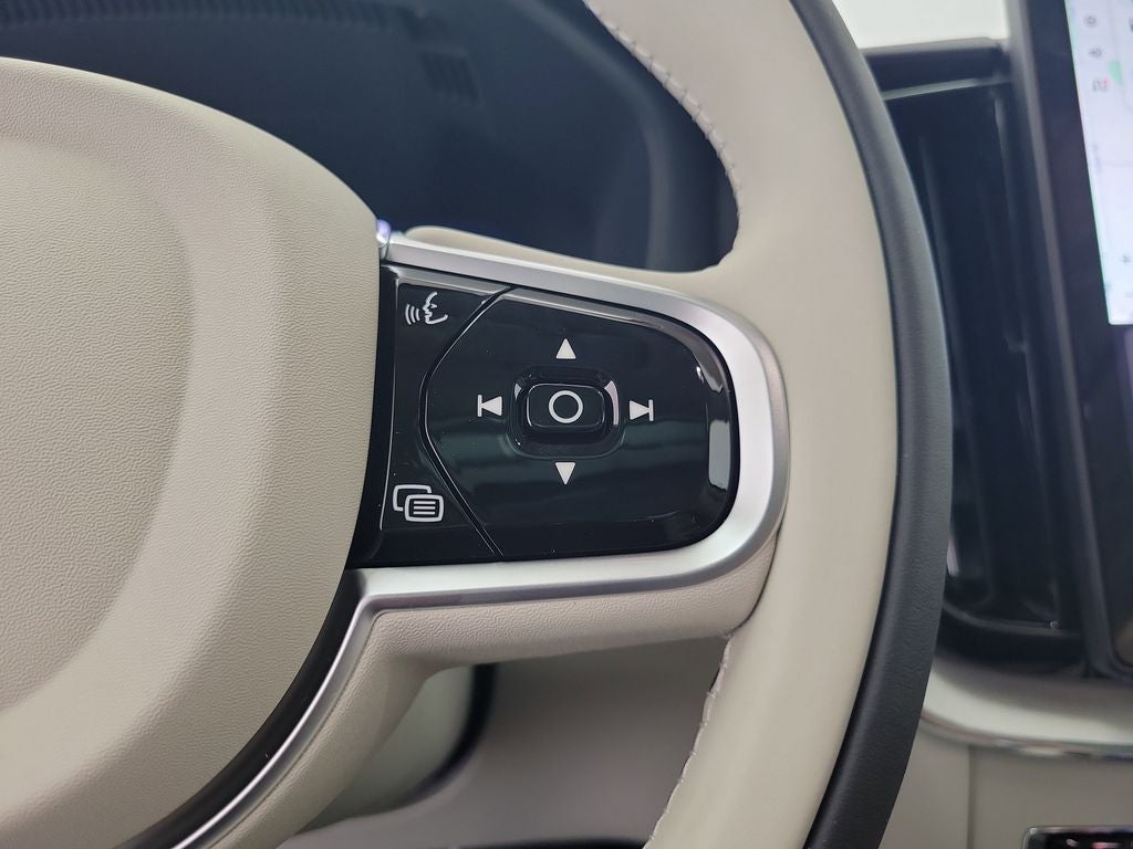 2026 Volvo XC60 Plug-In Hybrid T8 Ultra