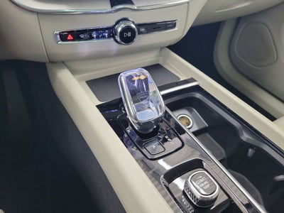 2026 Volvo XC60 Plug-In Hybrid T8 Ultra
