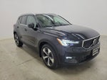 2023 Volvo XC40 B4 Plus Bright Theme