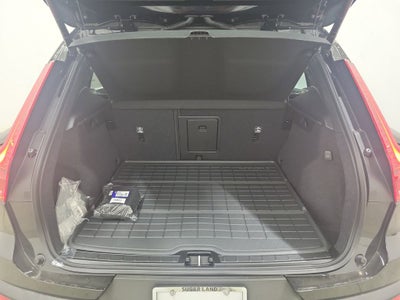 2026 Volvo XC40 B4 Plus