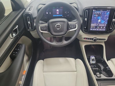 2026 Volvo XC40 B4 Plus