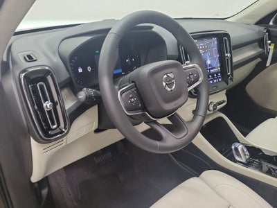 2026 Volvo XC40 B4 Plus