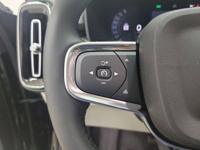 2026 Volvo XC40 B4 Plus