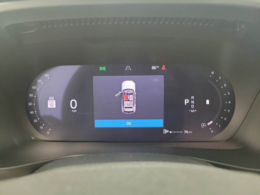 2026 Volvo XC40 B4 Plus